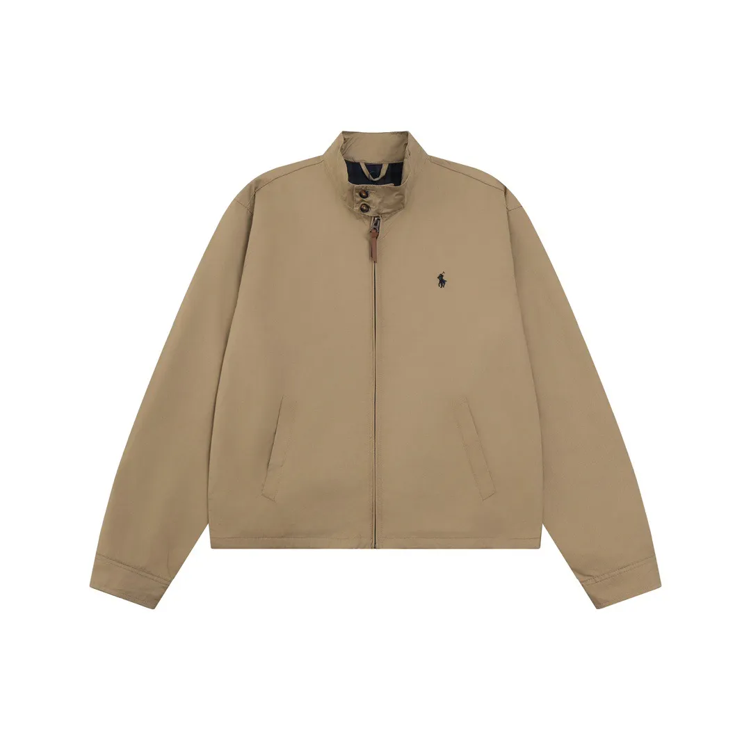P306 💰Ralph Lauren/Ralph Lauren American vintage classic lapel old cadre retro jacket, thickened in autumn and winter, woolen lining, classic design, timeless classic, thick cotton fabric, showing a sense of vintage, collar and cuffs colorful plaid embellishment, looks good on both men and women, comfortable and comfortable, focuses on relaxed retro YYDS, one for each man and woman, an indispensable piece for autumn and winter, the hottest jacket at the moment The 100% cotton twill is thick and thick, and the pure cotton colorful plaid lining is distinguished by digital printing in the market. Exquisite embroidery. The Harrington jacket has a loose fit, is short and fat, and is super versatile. It is clean-fitting and is perfect for men and women!   Color: Khaki Navy Black Size: M/L/XL Item No.: 101579